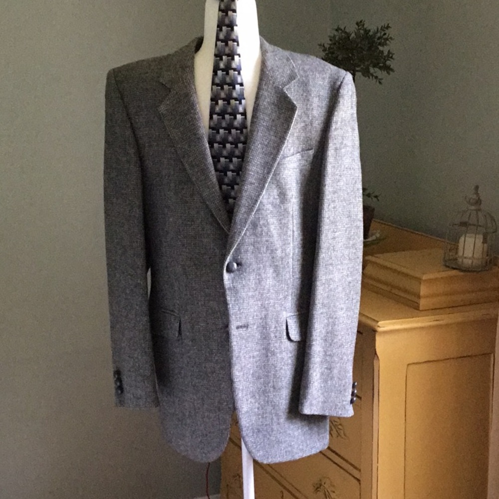 EUC gray tweed sport coat